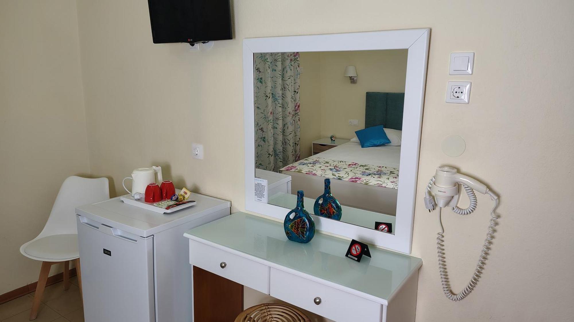 Laios Hotel (Adults Only) タソス エクステリア 写真